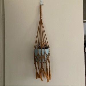 Macrame Hanging Plant Holder (Without Potted Plant)